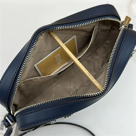 Michael Kors Jet Set Lg Ombré Signature Logo East West Crossbody Body
Navy 
NWT - Picture 9 of 15